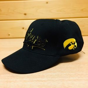 Iowa HAWKEYES Baseball Cap NWOT